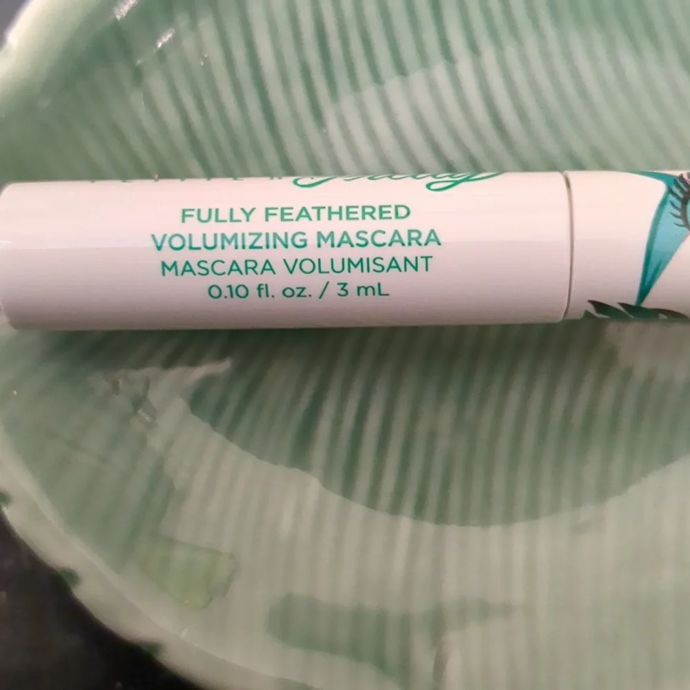 Volumizing Mascara
